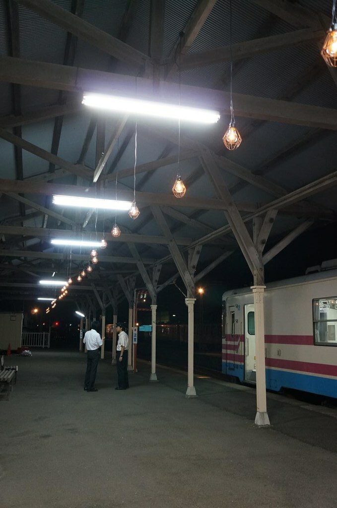 Brilliant Noise in Train