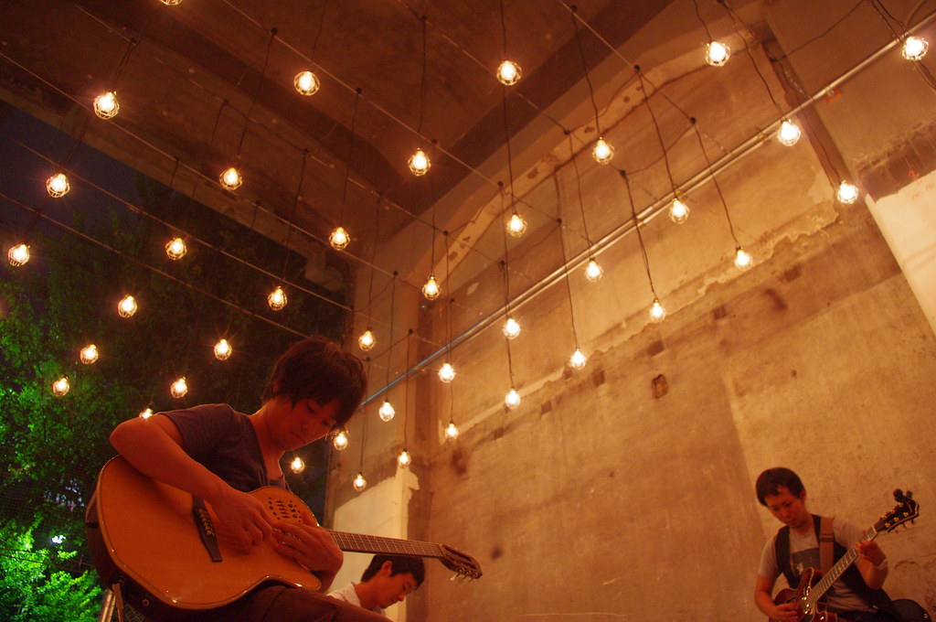 神戸ビエンナーレ2011 高架下アートプロジェクト - Brilliant Noise