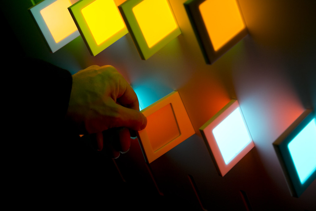 光と音のシンフォニー「ライティング・オブジェ2013」