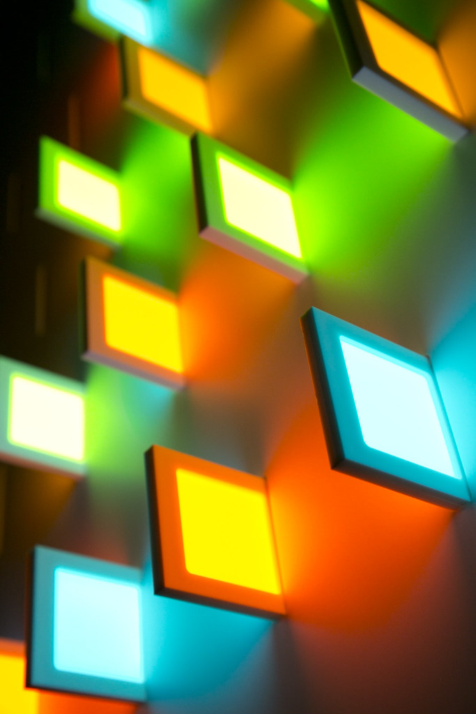 光と音のシンフォニー「ライティング・オブジェ2013」